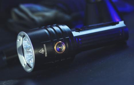 Light Review: The 10,000 lumen Fenix LR35R Feature Image
