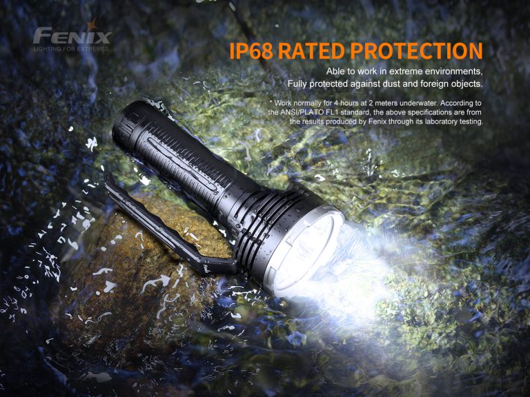 fenix 18000 lumen flashlight Lampe de Poche Led Fnx LR80R Lumens Noir C rechargeable flashlight throws a super bright beam of 18 Fenix Lr80r 18000 Lumen Super